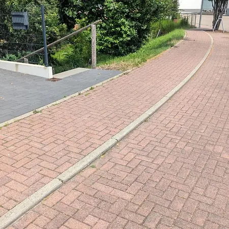Im Wiesengrund アパート